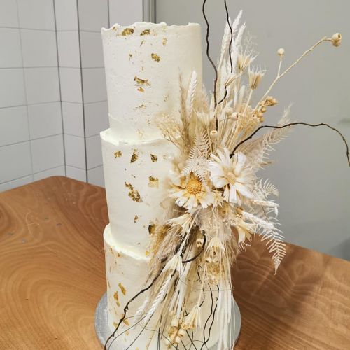hochzeitstorte-1-20220510-20856438671064DF78-4DDD-30A8-2EFA-107068A8C887.jpg